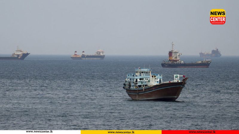 පර්සියානු බොක්කේ නෞකා රැසකට ඉරානයෙන් ප්රහාර