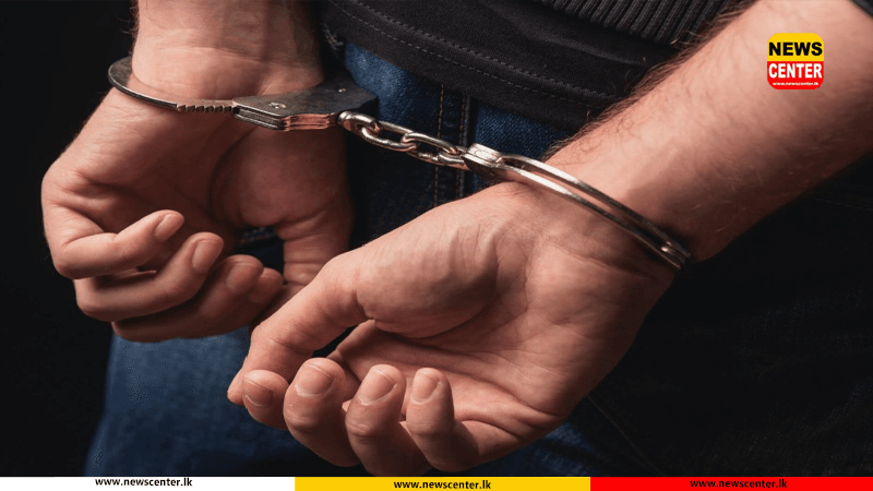 පොලිස් නිලධාරීන්ට අල්ලස් ලබාදීමට උත්සාහ කළ පස්දෙනෙකු අත්අඩංගුවට